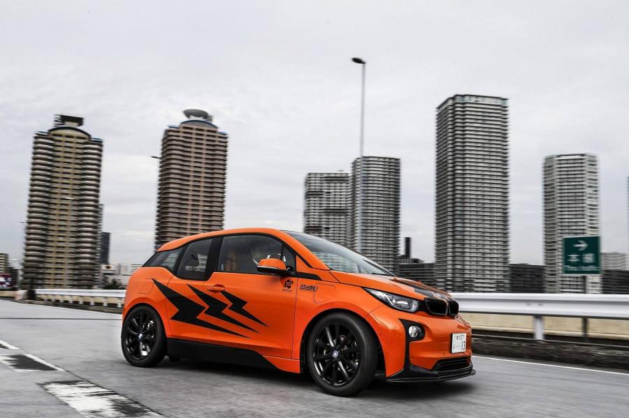  BMW i3 by 3D Design and Studie Thailand 2014 года  (фото 3 из 12)